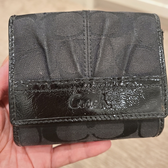 Bi-fold Coach wallet - Picture 3 of 7